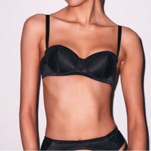 Fleur du Mal Black Top Stitch Convertible Balconette